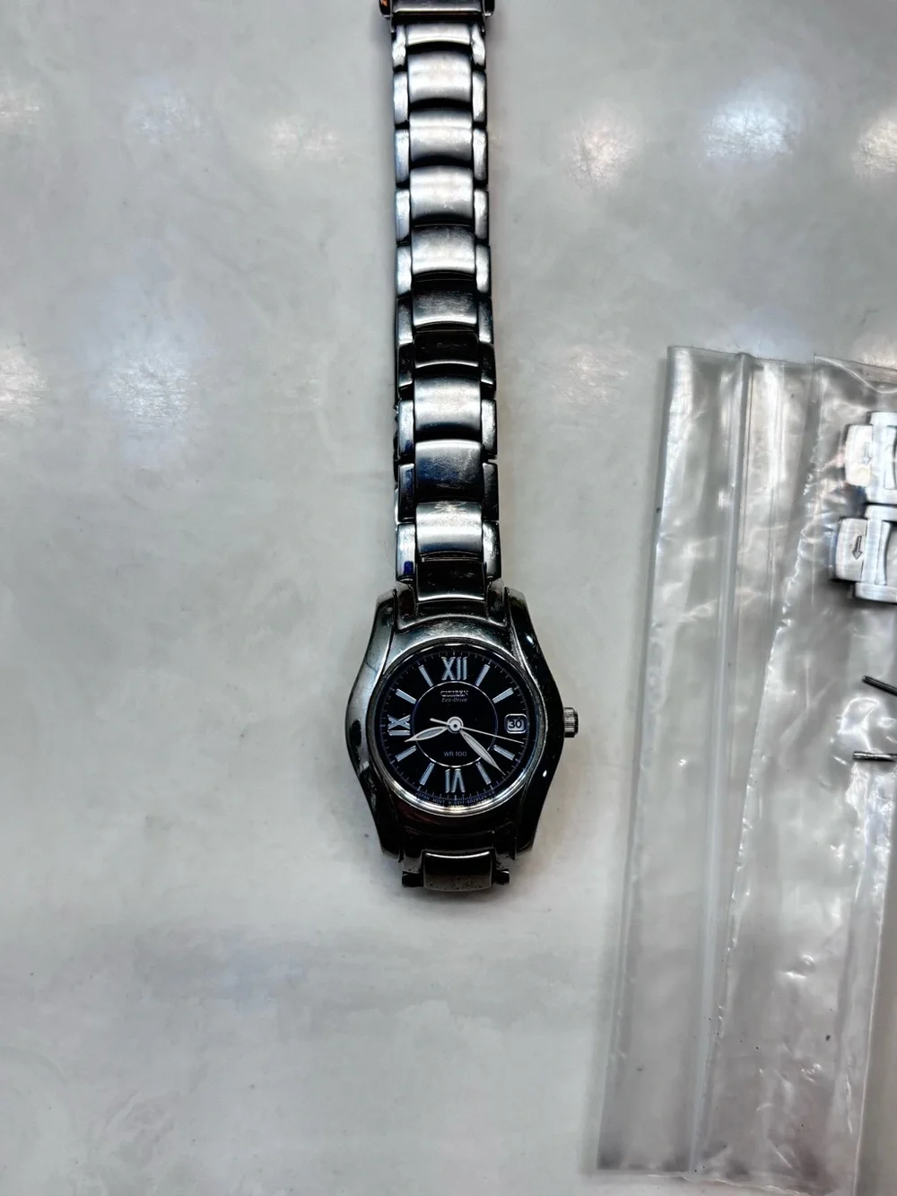 Citizen Eco-Drive Women's Stainless Steel WR100 Black Dial Date Watch + 2 Links - Picture 4 of 5